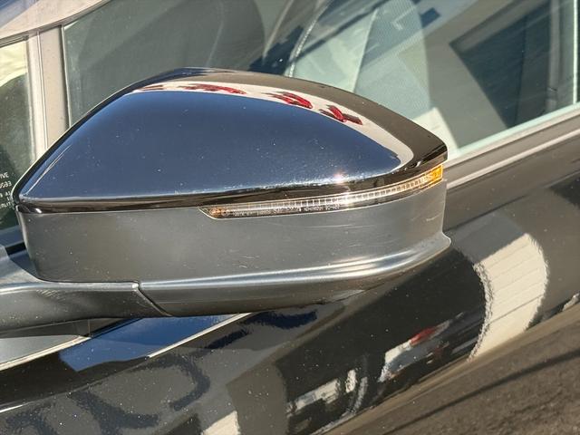 プリウス Z4WDサンルーフ純正12.3型ナビTV全方位カメラ試乗OK 4WD ムーンルーフ レザーシート トヨタセーフティセンス プリクラッシュセーフティ BSM レーダークルコン 純正12.3型ナビTV Bluetooth パノラマモニター パーキングアシスト ETC(11枚目)