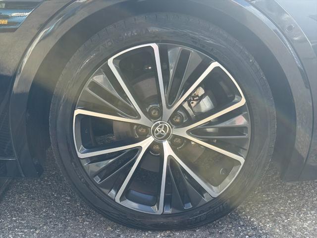 プリウス Z4WDサンルーフ純正12.3型ナビTV全方位カメラ試乗OK 4WD ムーンルーフ レザーシート トヨタセーフティセンス プリクラッシュセーフティ BSM レーダークルコン 純正12.3型ナビTV Bluetooth パノラマモニター パーキングアシスト ETC(15枚目)