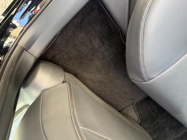 プリウス Z4WDサンルーフ純正12.3型ナビTV全方位カメラ試乗OK 4WD ムーンルーフ レザーシート トヨタセーフティセンス プリクラッシュセーフティ BSM レーダークルコン 純正12.3型ナビTV Bluetooth パノラマモニター パーキングアシスト ETC(28枚目)