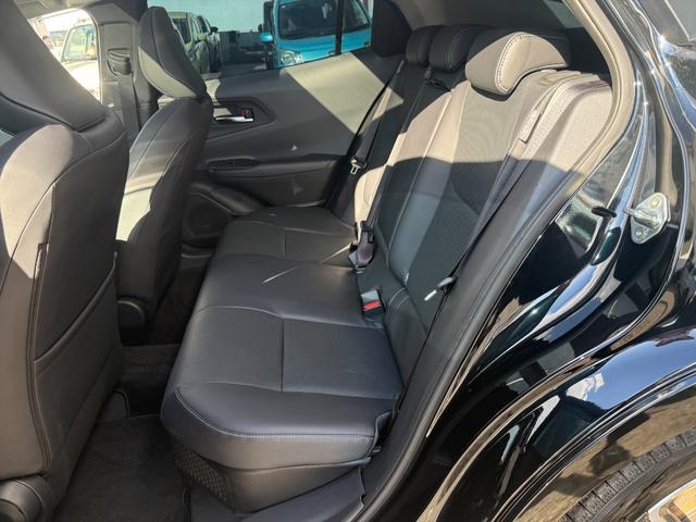 プリウス Z4WDサンルーフ純正12.3型ナビTV全方位カメラ試乗OK 4WD ムーンルーフ レザーシート トヨタセーフティセンス プリクラッシュセーフティ BSM レーダークルコン 純正12.3型ナビTV Bluetooth パノラマモニター パーキングアシスト ETC(32枚目)