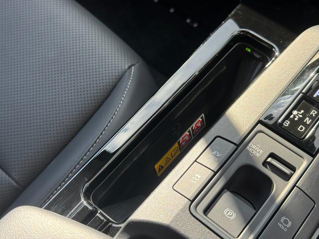 プリウス Z4WDサンルーフ純正12.3型ナビTV全方位カメラ試乗OK 4WD ムーンルーフ レザーシート トヨタセーフティセンス プリクラッシュセーフティ BSM レーダークルコン 純正12.3型ナビTV Bluetooth パノラマモニター パーキングアシスト ETC(45枚目)