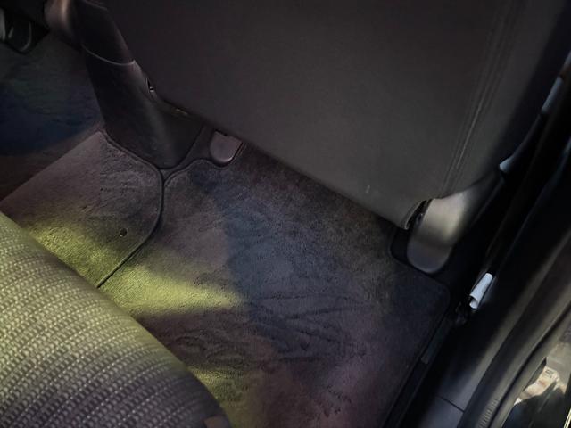 フィット 13G・Fパッケージ 純正ナビTV スマートキー 試乗OK 純正インターナビ 地デジTV ブルートゥース DVD再生 スマートキー プッシュスタート ETC アイドリングストップ 電格ミラー VSA ECON オートエアコン ヘッドライトレベライザー 試乗OK(27枚目)