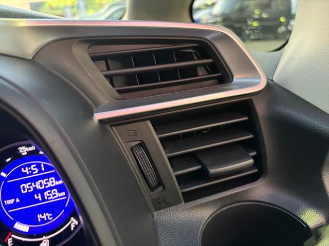 フィット 13G・Fパッケージ 純正ナビTV スマートキー 試乗OK 純正インターナビ 地デジTV ブルートゥース DVD再生 スマートキー プッシュスタート ETC アイドリングストップ 電格ミラー VSA ECON オートエアコン ヘッドライトレベライザー 試乗OK(41枚目)