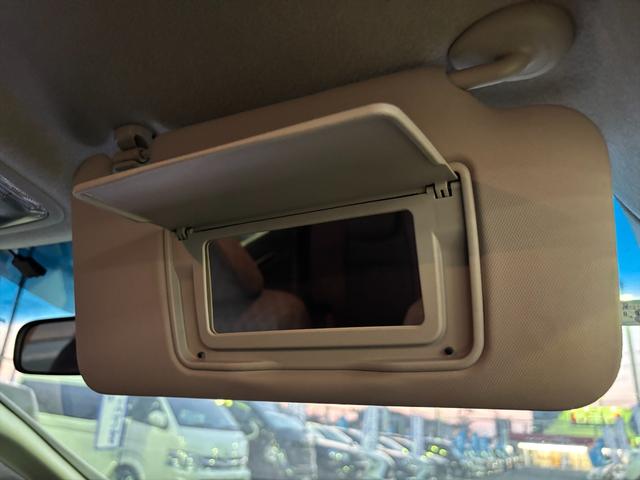 フィット 13G・Fパッケージ 純正ナビTV スマートキー 試乗OK 純正インターナビ 地デジTV ブルートゥース DVD再生 スマートキー プッシュスタート ETC アイドリングストップ 電格ミラー VSA ECON オートエアコン ヘッドライトレベライザー 試乗OK(60枚目)