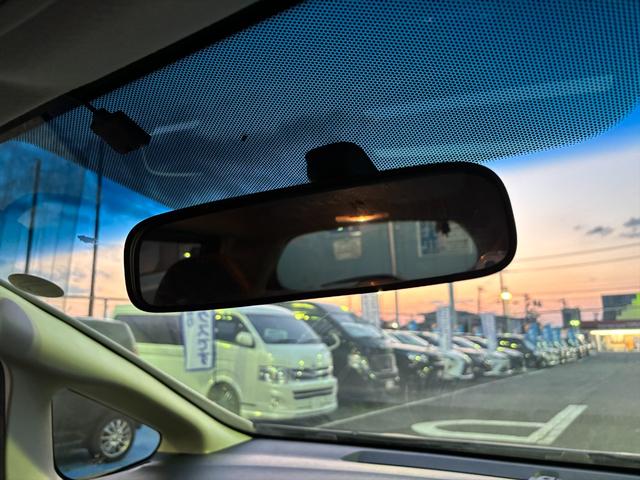 フィット 13G・Fパッケージ 純正ナビTV スマートキー 試乗OK 純正インターナビ 地デジTV ブルートゥース DVD再生 スマートキー プッシュスタート ETC アイドリングストップ 電格ミラー VSA ECON オートエアコン ヘッドライトレベライザー 試乗OK(61枚目)