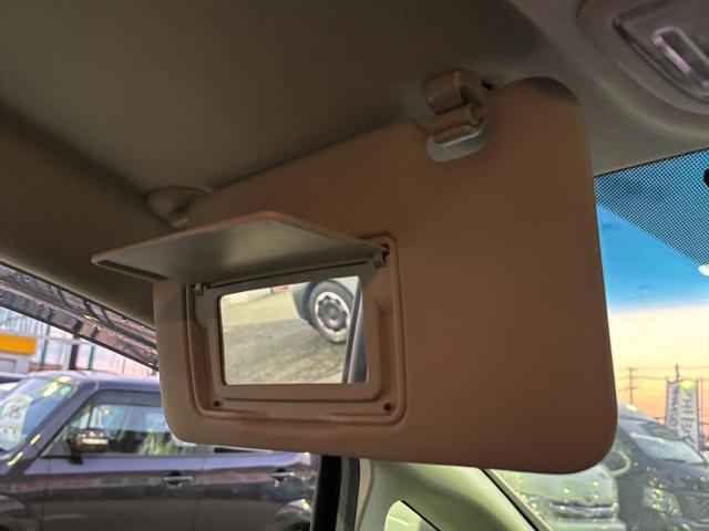 フィット 13G・Fパッケージ 純正ナビTV スマートキー 試乗OK 純正インターナビ 地デジTV ブルートゥース DVD再生 スマートキー プッシュスタート ETC アイドリングストップ 電格ミラー VSA ECON オートエアコン ヘッドライトレベライザー 試乗OK(64枚目)