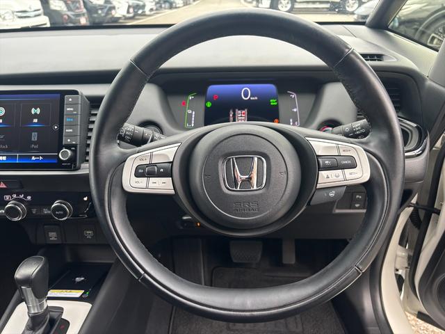 フィット e:HEVリュクス モデューロフルエアロ ホンダセンシング ModuloエアロFSR ホンダセンシング アダプティブクルーコントロール 純正9インチナビ フルセグ バックカメラ Bluetooth ビルトインETC 前後ドラレコ シートヒーター 試乗OK(39枚目)