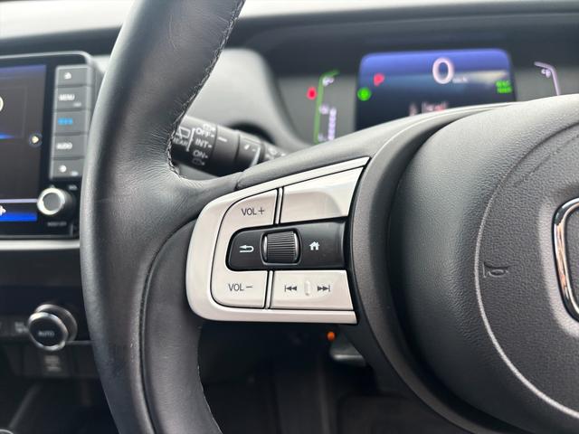 フィット e:HEVリュクス モデューロフルエアロ ホンダセンシング ModuloエアロFSR ホンダセンシング アダプティブクルーコントロール 純正9インチナビ フルセグ バックカメラ Bluetooth ビルトインETC 前後ドラレコ シートヒーター 試乗OK(40枚目)