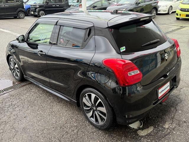 スイフト RSパドルシフト純正ナビTVローダウン純正アルミ試乗OK パドルシフト RSRダウンサス 純正メモリーナビTV オートLEDライト フォグランプ シートヒーター スマートキー プッシュスタート 純正アルミ 革巻きステアリング 試乗OK(9枚目)