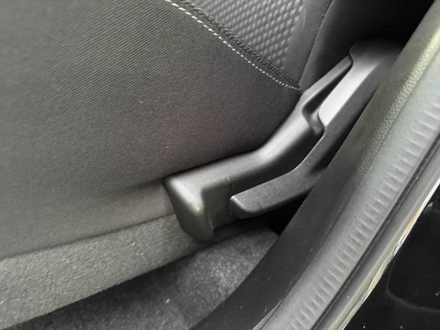 スイフト RSパドルシフト純正ナビTVローダウン純正アルミ試乗OK パドルシフト RSRダウンサス 純正メモリーナビTV オートLEDライト フォグランプ シートヒーター スマートキー プッシュスタート 純正アルミ 革巻きステアリング 試乗OK(39枚目)