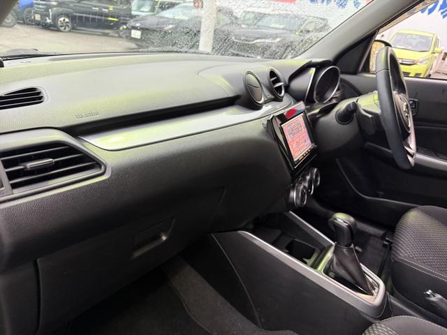 スイフト RSパドルシフト純正ナビTVローダウン純正アルミ試乗OK パドルシフト RSRダウンサス 純正メモリーナビTV オートLEDライト フォグランプ シートヒーター スマートキー プッシュスタート 純正アルミ 革巻きステアリング 試乗OK(52枚目)