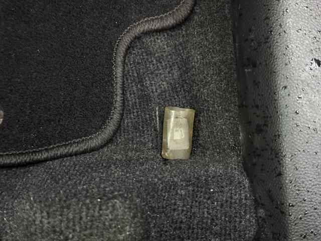 スイフト RSパドルシフト純正ナビTVローダウン純正アルミ試乗OK パドルシフト RSRダウンサス 純正メモリーナビTV オートLEDライト フォグランプ シートヒーター スマートキー プッシュスタート 純正アルミ 革巻きステアリング 試乗OK(54枚目)