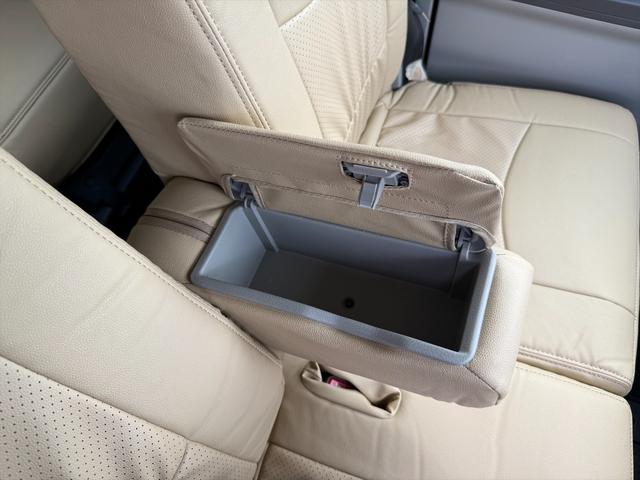 車輌販売・保険・整備・保証・板金塗装・車検・ロードサービスと車のことならフェニックスにお任せ下さい！いつでもあなたをサポート致します！