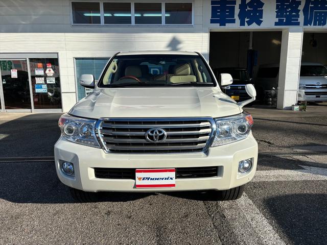 中期型　サンルーフ　ベージュ本革シート　ベンチレーションシート　ハイトコントロール　クロールコントロール　メーカーナビＴＶ　Ｂｌｕｅｔｏｏｔｈ　バックカメラ　ビルトインＥＴＣ　ドラレコ　サイドステップ