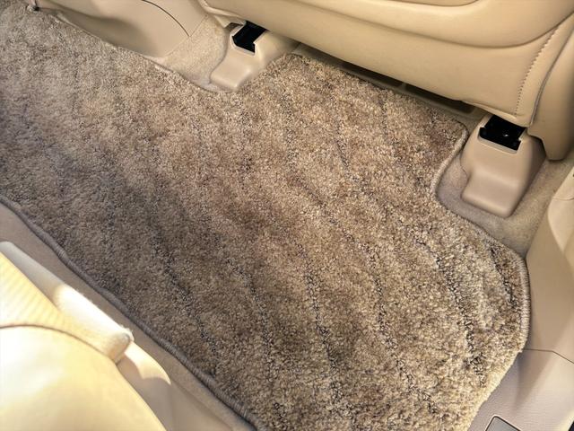 当社の展示車に走行距離や修復歴の虚偽は一切ありません◆距離が正確か確認する走行検索システムと厳正な基準を持つ第三者機関のＡＩＳ検査を全ての展示車で行い、基準クリアの厳選中古車のみをご提供しております◆