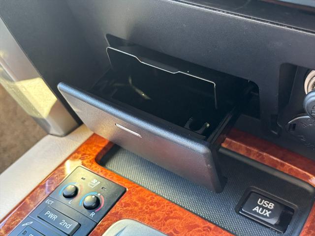 フェニックスではオンライン商談に取り組んでいます！お手持ちのスマホ、パソコンでＺＯＯＭアプリをインストールするだけで車輌がお家で見れて商談出来ます！詳しくはスタッフまで。