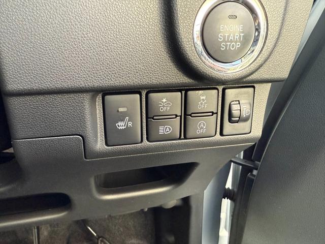 フェニックスではオンライン商談に取り組んでいます！お手持ちのスマホ、パソコンでＺＯＯＭアプリをインストールするだけで車輌がお家で見れて商談出来ます！詳しくはスタッフまで。