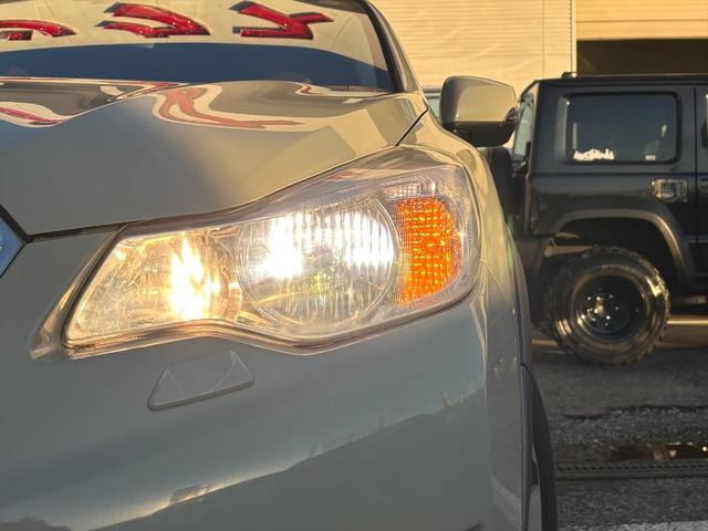 ＸＶハイブリッド ２．０ｉ－Ｌ　アイサイト４ＷＤ　アイサイト　レーンキープ　４ＷＤ　アイサイト　レーンキープ　アダプティブクルーズコントロール　メモリーナビＴＶ　Ｂｌｕｅｔｏｏｔｈ　バックカメラ　パワーシート　スマートキー　ＥＴＣ　ルーフレール　オートＨＩＤライト　試乗ＯＫ（13枚目）