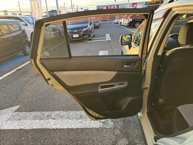 ＸＶハイブリッド ２．０ｉ－Ｌ　アイサイト４ＷＤ　アイサイト　レーンキープ　４ＷＤ　アイサイト　レーンキープ　アダプティブクルーズコントロール　メモリーナビＴＶ　Ｂｌｕｅｔｏｏｔｈ　バックカメラ　パワーシート　スマートキー　ＥＴＣ　ルーフレール　オートＨＩＤライト　試乗ＯＫ（25枚目）