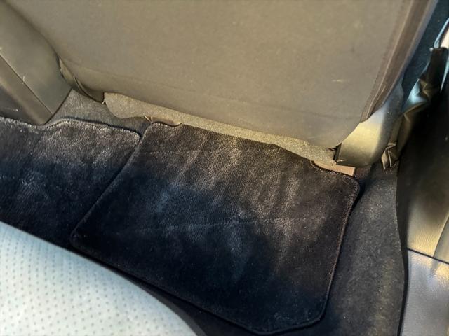 ＸＶハイブリッド ２．０ｉ－Ｌ　アイサイト４ＷＤ　アイサイト　レーンキープ　４ＷＤ　アイサイト　レーンキープ　アダプティブクルーズコントロール　メモリーナビＴＶ　Ｂｌｕｅｔｏｏｔｈ　バックカメラ　パワーシート　スマートキー　ＥＴＣ　ルーフレール　オートＨＩＤライト　試乗ＯＫ（29枚目）