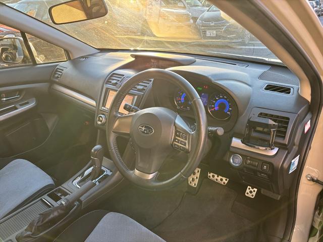 ＸＶハイブリッド ２．０ｉ－Ｌ　アイサイト４ＷＤ　アイサイト　レーンキープ　４ＷＤ　アイサイト　レーンキープ　アダプティブクルーズコントロール　メモリーナビＴＶ　Ｂｌｕｅｔｏｏｔｈ　バックカメラ　パワーシート　スマートキー　ＥＴＣ　ルーフレール　オートＨＩＤライト　試乗ＯＫ（36枚目）