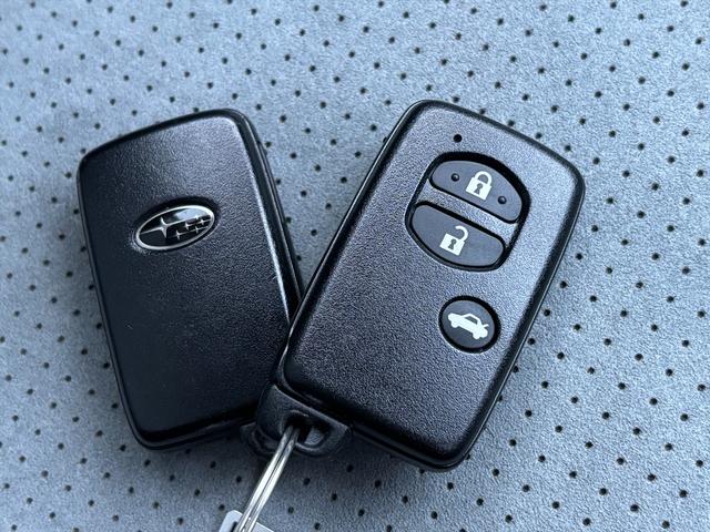 ＸＶハイブリッド ２．０ｉ－Ｌ　アイサイト４ＷＤ　アイサイト　レーンキープ　４ＷＤ　アイサイト　レーンキープ　アダプティブクルーズコントロール　メモリーナビＴＶ　Ｂｌｕｅｔｏｏｔｈ　バックカメラ　パワーシート　スマートキー　ＥＴＣ　ルーフレール　オートＨＩＤライト　試乗ＯＫ（76枚目）