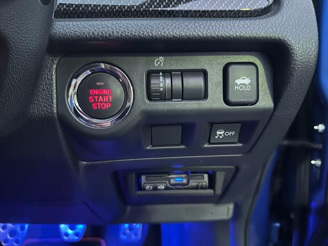 車輌販売・保険・整備・保証・板金塗装・車検・ロードサービスと車のことならフェニックスにお任せ下さい！いつでもあなたをサポート致します！