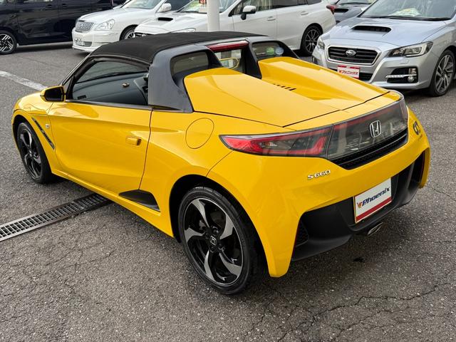 Ｓ６６０ α６速マニュアル　ＭＲターボ　ＣＴＢＡ　クルーズコントロール　６速マニュアル　ＣＴＢＡ　クルーズコントロール　Ｐｉｖｏｔブースト計　無限シフトノブ　ハーフレザーシート　ＥＴＣ　オートＬＥＤライト　スマートキー　プッシュスタート　革巻ステア　純正アルミ　試乗ＯＫ（6枚目）