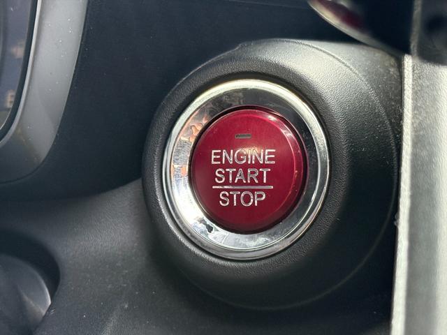 Ｓ６６０ α６速マニュアル　ＭＲターボ　ＣＴＢＡ　クルーズコントロール　６速マニュアル　ＣＴＢＡ　クルーズコントロール　Ｐｉｖｏｔブースト計　無限シフトノブ　ハーフレザーシート　ＥＴＣ　オートＬＥＤライト　スマートキー　プッシュスタート　革巻ステア　純正アルミ　試乗ＯＫ（33枚目）