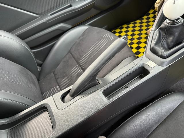 Ｓ６６０ α６速マニュアル　ＭＲターボ　ＣＴＢＡ　クルーズコントロール　６速マニュアル　ＣＴＢＡ　クルーズコントロール　Ｐｉｖｏｔブースト計　無限シフトノブ　ハーフレザーシート　ＥＴＣ　オートＬＥＤライト　スマートキー　プッシュスタート　革巻ステア　純正アルミ　試乗ＯＫ（46枚目）