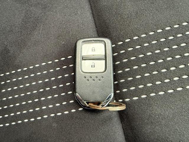 Ｓ６６０ α６速マニュアル　ＭＲターボ　ＣＴＢＡ　クルーズコントロール　６速マニュアル　ＣＴＢＡ　クルーズコントロール　Ｐｉｖｏｔブースト計　無限シフトノブ　ハーフレザーシート　ＥＴＣ　オートＬＥＤライト　スマートキー　プッシュスタート　革巻ステア　純正アルミ　試乗ＯＫ（58枚目）