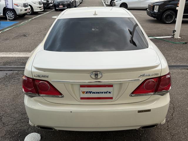 クラウン アスリート後期 TRDエアロ クルーズコントロール 純正ナビ 後期型 TRDフルエアロ クルーズコントロール メーカーナビ バックカメラ Bluetooth DVD再生 フルセグ パワーシート オートHIDライト ビルトインETC スマートキー フォグ 試乗OK(6枚目)