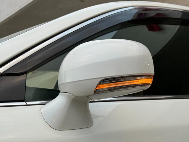 クラウン アスリート後期 TRDエアロ クルーズコントロール 純正ナビ 後期型 TRDフルエアロ クルーズコントロール メーカーナビ バックカメラ Bluetooth DVD再生 フルセグ パワーシート オートHIDライト ビルトインETC スマートキー フォグ 試乗OK(13枚目)