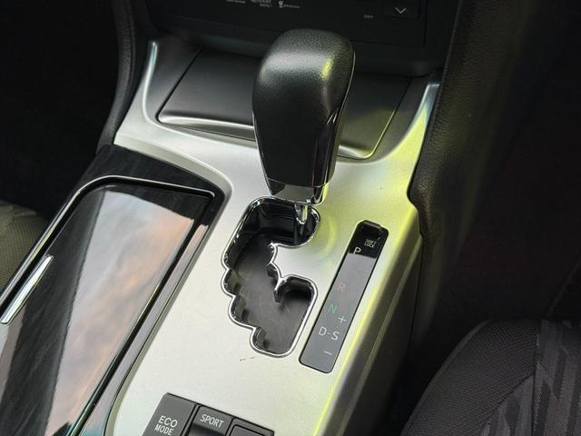 クラウン アスリート後期 TRDエアロ クルーズコントロール 純正ナビ 後期型 TRDフルエアロ クルーズコントロール メーカーナビ バックカメラ Bluetooth DVD再生 フルセグ パワーシート オートHIDライト ビルトインETC スマートキー フォグ 試乗OK(56枚目)