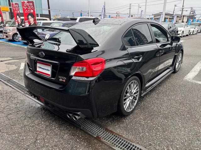 WRX S4 2.0GT-Sアイサイト4WD大型リアスポ純正ナビ試乗OK 4WD サンルーフ 大型スポイラー STIエアロ アドバンスドセーフティPKG 黒革シート アイサイト アダプティブクルコン BSM 純正ナビ バックカメラ Bluetooth 純正18AW 試乗OK(8枚目)