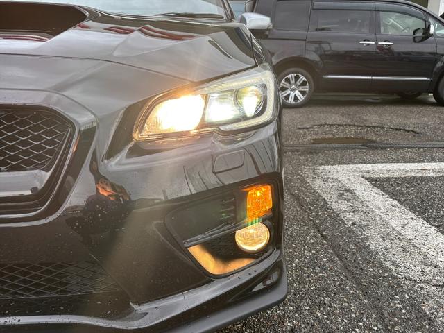 WRX S4 2.0GT-Sアイサイト4WD大型リアスポ純正ナビ試乗OK 4WD サンルーフ 大型スポイラー STIエアロ アドバンスドセーフティPKG 黒革シート アイサイト アダプティブクルコン BSM 純正ナビ バックカメラ Bluetooth 純正18AW 試乗OK(12枚目)