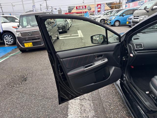 WRX S4 2.0GT-Sアイサイト4WD大型リアスポ純正ナビ試乗OK 4WD サンルーフ 大型スポイラー STIエアロ アドバンスドセーフティPKG 黒革シート アイサイト アダプティブクルコン BSM 純正ナビ バックカメラ Bluetooth 純正18AW 試乗OK(21枚目)