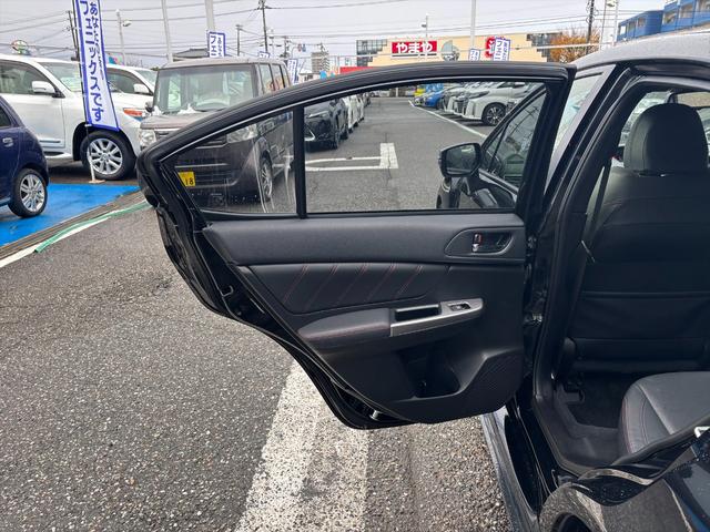 WRX S4 2.0GT-Sアイサイト4WD大型リアスポ純正ナビ試乗OK 4WD サンルーフ 大型スポイラー STIエアロ アドバンスドセーフティPKG 黒革シート アイサイト アダプティブクルコン BSM 純正ナビ バックカメラ Bluetooth 純正18AW 試乗OK(23枚目)
