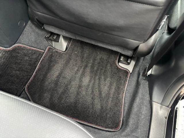 WRX S4 2.0GT-Sアイサイト4WD大型リアスポ純正ナビ試乗OK 4WD サンルーフ 大型スポイラー STIエアロ アドバンスドセーフティPKG 黒革シート アイサイト アダプティブクルコン BSM 純正ナビ バックカメラ Bluetooth 純正18AW 試乗OK(32枚目)