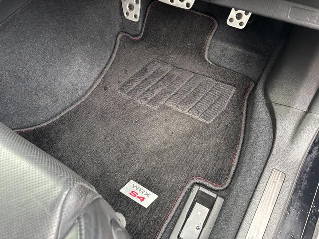 WRX S4 2.0GT-Sアイサイト4WD大型リアスポ純正ナビ試乗OK 4WD サンルーフ 大型スポイラー STIエアロ アドバンスドセーフティPKG 黒革シート アイサイト アダプティブクルコン BSM 純正ナビ バックカメラ Bluetooth 純正18AW 試乗OK(37枚目)