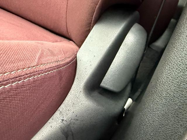 ビュート 12STプレミアム専用メッキバンパー専用ウッドパネル試乗OK 車検R9年5月まで メッキバンパー ウッドパネル トランクダンパー ライトレベライザー 間欠ワイパー ストラーダSDナビ Bluetooth フルセグTV バックカメラ ドラレコ ETC 試乗OK(32枚目)