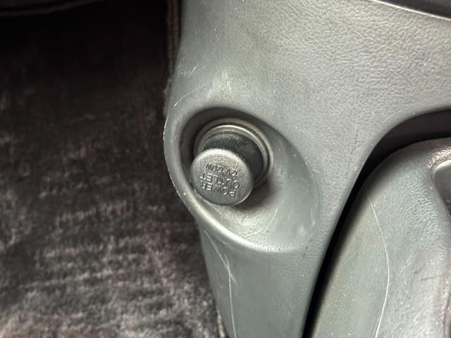 ビュート 12STプレミアム専用メッキバンパー専用ウッドパネル試乗OK 車検R9年5月まで メッキバンパー ウッドパネル トランクダンパー ライトレベライザー 間欠ワイパー ストラーダSDナビ Bluetooth フルセグTV バックカメラ ドラレコ ETC 試乗OK(71枚目)