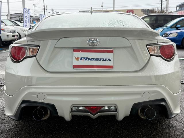 86 GT☆6MT☆VARISエアロ☆車高調☆マフラー☆試乗OK☆ 6MT VARISフロントバンパー TRDサイド&リアエアロ&リアスポ HKS MAX4SP車高調 柿本改マフラー BLITZスロコン クルコン HDDナビTV Bluetooth ドラレコ 試乗OK(8枚目)