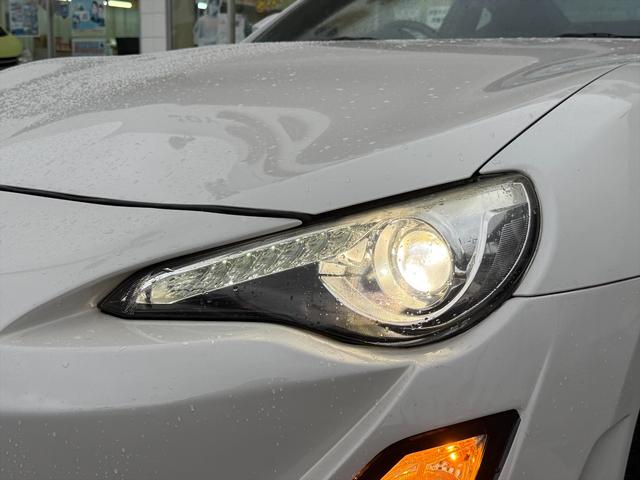 86 GT☆6MT☆VARISエアロ☆車高調☆マフラー☆試乗OK☆ 6MT VARISフロントバンパー TRDサイド&リアエアロ&リアスポ HKS MAX4SP車高調 柿本改マフラー BLITZスロコン クルコン HDDナビTV Bluetooth ドラレコ 試乗OK(14枚目)