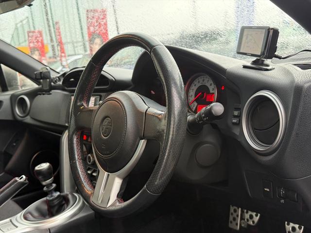 86 GT☆6MT☆VARISエアロ☆車高調☆マフラー☆試乗OK☆ 6MT VARISフロントバンパー TRDサイド&リアエアロ&リアスポ HKS MAX4SP車高調 柿本改マフラー BLITZスロコン クルコン HDDナビTV Bluetooth ドラレコ 試乗OK(27枚目)