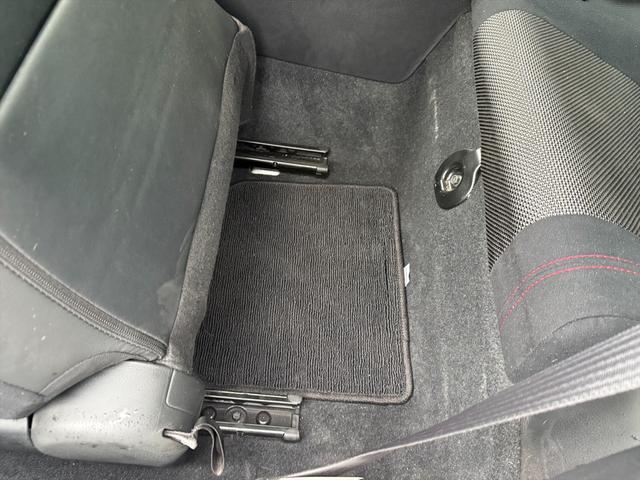 86 GT☆6MT☆VARISエアロ☆車高調☆マフラー☆試乗OK☆ 6MT VARISフロントバンパー TRDサイド&リアエアロ&リアスポ HKS MAX4SP車高調 柿本改マフラー BLITZスロコン クルコン HDDナビTV Bluetooth ドラレコ 試乗OK(33枚目)