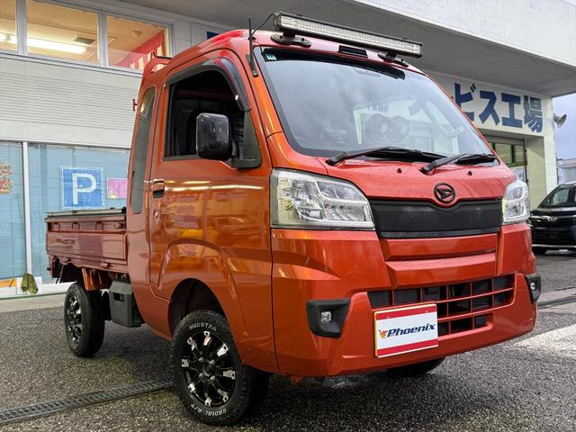 ハイゼットトラック ジャンボSA3t4WD☆リフトUP☆トノカバー☆試乗OK☆ 4WD リフトアップ 荷台トノカバー LEDバーライト LED作業灯 社外テール 社外アルミ MUDSTARタイヤ デジタルインナーミラー スマートアシスト 純正ナビTV バックカメラ ETC試乗OK(10枚目)