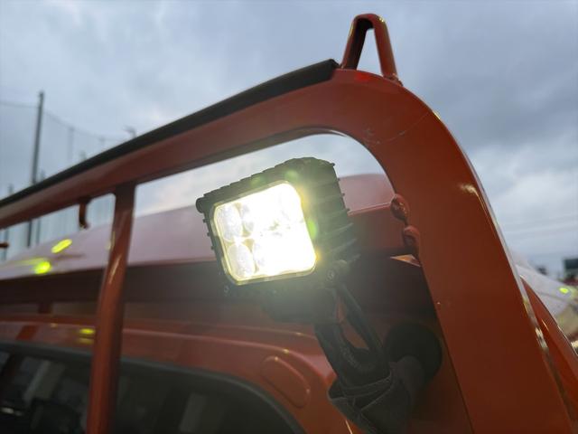 ハイゼットトラック ジャンボSA3t4WD☆リフトUP☆トノカバー☆試乗OK☆ 4WD リフトアップ 荷台トノカバー LEDバーライト LED作業灯 社外テール 社外アルミ MUDSTARタイヤ デジタルインナーミラー スマートアシスト 純正ナビTV バックカメラ ETC試乗OK(16枚目)