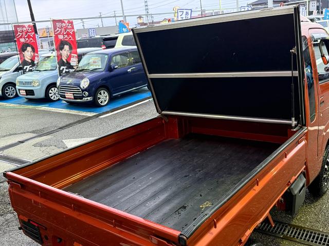 ハイゼットトラック ジャンボSA3t4WD☆リフトUP☆トノカバー☆試乗OK☆ 4WD リフトアップ 荷台トノカバー LEDバーライト LED作業灯 社外テール 社外アルミ MUDSTARタイヤ デジタルインナーミラー スマートアシスト 純正ナビTV バックカメラ ETC試乗OK(20枚目)