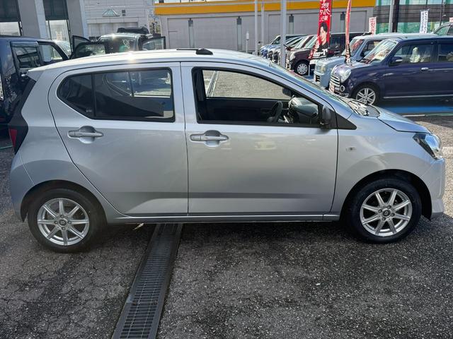 ピクシスエポック L スマートアシスト レーンキープ コーナーソナー キーレス スマートアシスト レーンキープ コーナーソナー オートハイビーム アイドリングストップ キーレス 純正CDオーディオ AUX 横滑り防止装置 ライトレベライザー 14インチAW セキュリティ 試乗OK(9枚目)